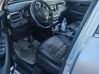 2018 Kia Sorento III Prime Рестайлинг, серебристый, 2050000 рублей, вид 4