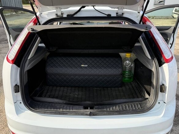 2010 Ford Focus II Рестайлинг, белый, 400000 рублей - вид 14