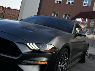 2018 Ford Mustang VI Рестайлинг, серый, 2300000 рублей, вид 1