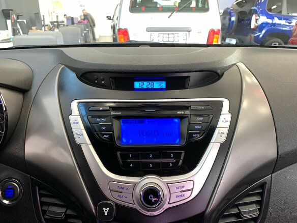 2011 Hyundai Avante V, серебристый, 760000 рублей - вид 19