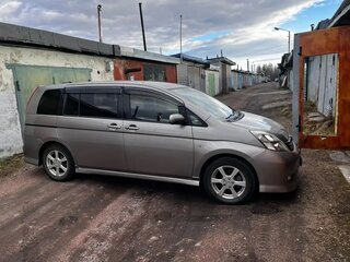 2006 Toyota ISis I, серебристый, 700000 рублей, вид 2
