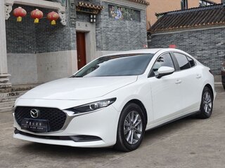 2023 Mazda 3 Axela IV (BP), белый, 1992000 рублей, вид 1
