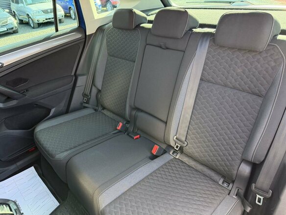 2018 Volkswagen Tiguan II, синий, 1750000 рублей - вид 8
