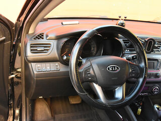2012 Kia Rio 4-speed III, чёрный, 900000 рублей, вид 5