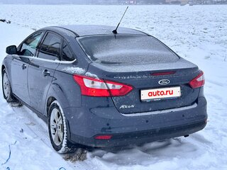 2013 Ford Focus III, серый, 880000 рублей, вид 3
