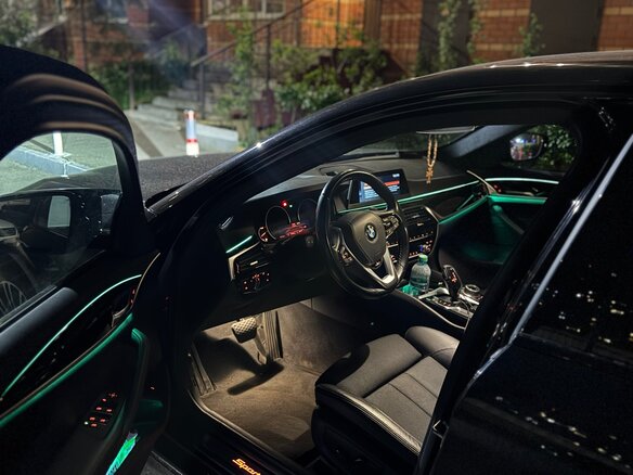 2017 BMW 5 серии 520d VII (G30/G31/G38), чёрный, 3100000 рублей - вид 17