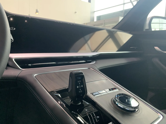 2026 Geely Monjaro I, белый, 4954990 рублей - вид 15
