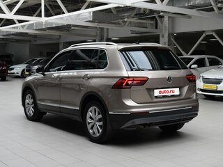2018 Volkswagen Tiguan II, бежевый, 2395000 рублей, вид 5
