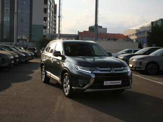 2018 Mitsubishi Outlander III Рестайлинг 2, серый, 1460000 рублей, вид 1