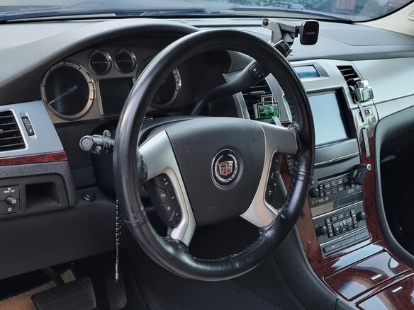 2011 Cadillac Escalade III, чёрный, 2400000 рублей - вид 14