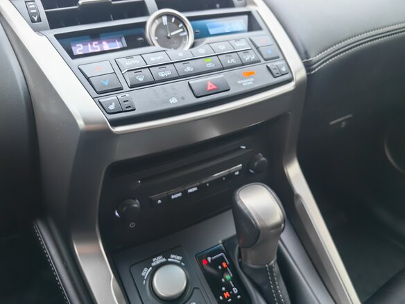 2015 Lexus NX 200 I, серебристый, 2870000 рублей - вид 26