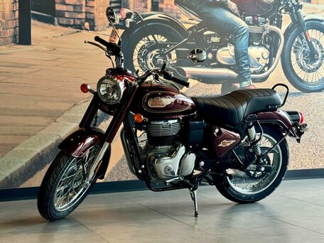 2025 Royal Enfield Bullet 350, красный, 461000 рублей, вид 3