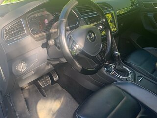 2017 Volkswagen Tiguan II, белый, 2600000 рублей, вид 3