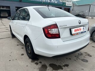 2019 Skoda Rapid I Рестайлинг, белый, 1340000 рублей, вид 4