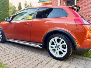 2010 Volvo C30 I Рестайлинг, оранжевый, 1550000 рублей, вид 4