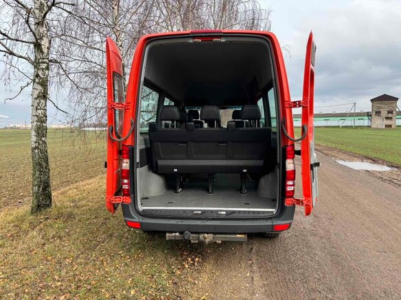 2018 Mercedes-Benz Sprinter, красный, 3396192 рублей - вид 10