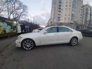 2012 Mercedes-Benz S-Класс 500 Long V (W221) Рестайлинг, белый, 6800000 рублей, вид 4