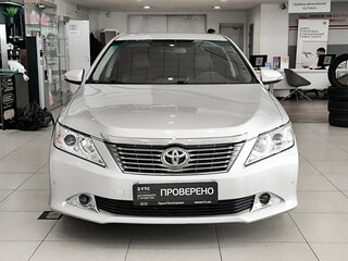 2014 Toyota Camry VII (XV50), серебристый, 1500000 рублей, вид 2
