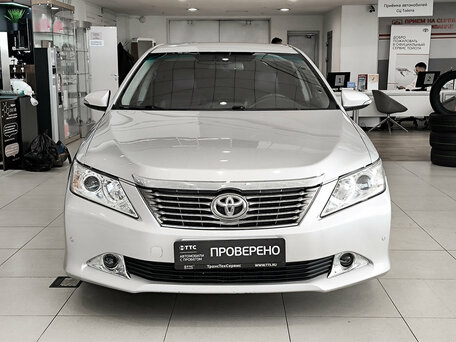 2014 Toyota Camry VII (XV50), серебристый, 1450000 рублей, вид 2