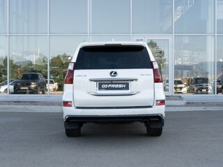 2019 Lexus GX 460 II Рестайлинг 2, белый, 7670000 рублей, вид 4