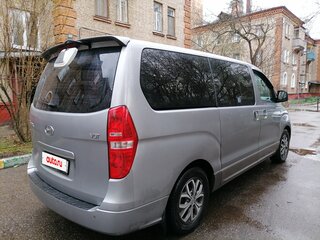 2017 Hyundai Grand Starex I Рестайлинг, серебристый, 2800000 рублей, вид 4