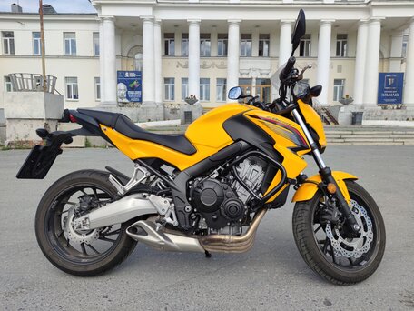 2014 Honda CB 650F, жёлтый, 550000 рублей, вид 4