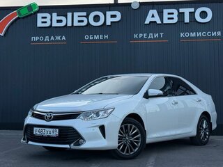 2015 Toyota Camry VII (XV50) Рестайлинг, белый, 2249000 рублей, вид 1