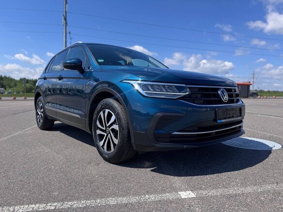 2021 Volkswagen Tiguan II Рестайлинг, синий, 2250000 рублей - вид 6