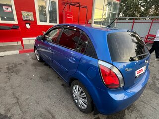 2010 Kia Rio II Рестайлинг, синий, 450000 рублей, вид 4