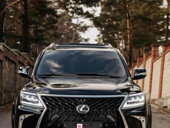 2008 Lexus LX 570 III, чёрный, 3380000 рублей