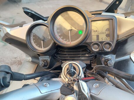 2009 Yamaha FJR1300, золотистый, 500000 рублей, вид 5