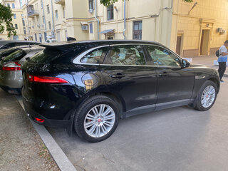 2017 Jaguar F-Pace I, чёрный, 2100000 рублей, вид 3