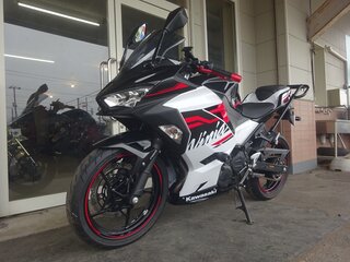 2019 Kawasaki Ninja 400, белый, 613000 рублей, вид 5