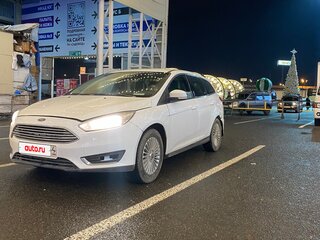 2017 Ford Focus III Рестайлинг, белый, 750000 рублей, вид 3