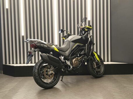 2026 QJMotor SVT 650 X, чёрный, 649000 рублей, вид 3