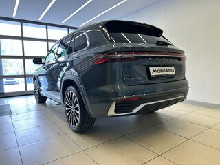 2026 Geely Monjaro I, серый, 4954990 рублей, вид 3