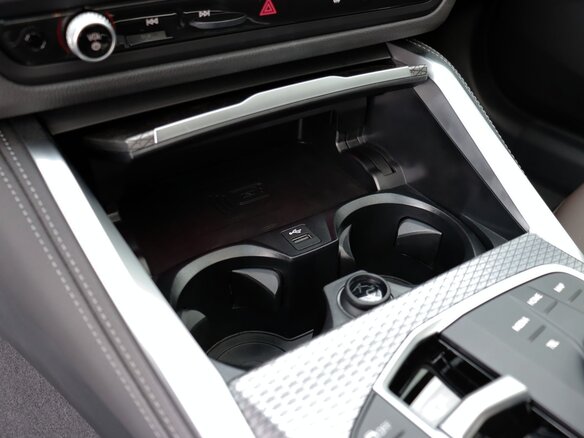 2025 BMW 4 серии 420i G22, G23, G26 Рестайлинг, чёрный - вид 31