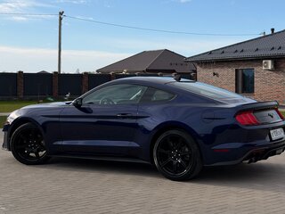 2020 Ford Mustang VI Рестайлинг, синий, 3250000 рублей, вид 4