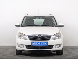 2011 Skoda Fabia II Рестайлинг, белый, 659000 рублей, вид 3