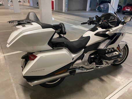 2021 Honda GL 1800 Gold Wing, белый, 2685000 рублей, вид 5