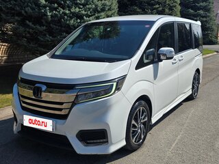 2019 Honda Stepwgn Spada V Рестайлинг, белый, 2520000 рублей, вид 1