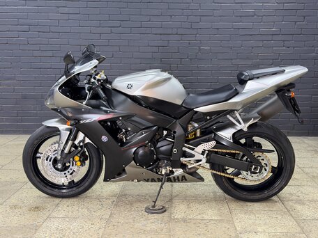 2003 Yamaha YZF-R1, серый, 655000 рублей, вид 3
