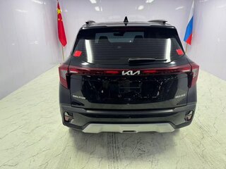 2023 Kia Seltos I Рестайлинг, чёрный, 1985000 рублей, вид 3
