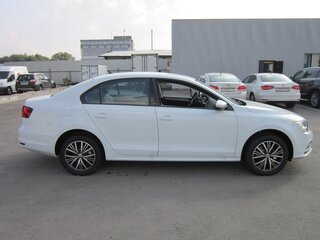 2016 Volkswagen Jetta VI Рестайлинг, белый, 1800000 рублей, вид 3