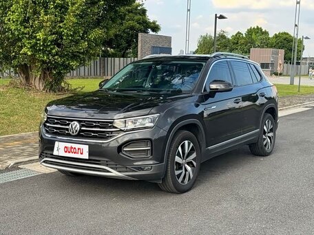 2020 Volkswagen Tayron I, серый, 1790000 рублей, вид 1