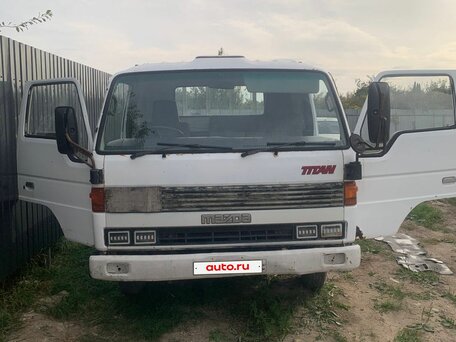 1991 Mazda Titan, белый, 750000 рублей, вид 1
