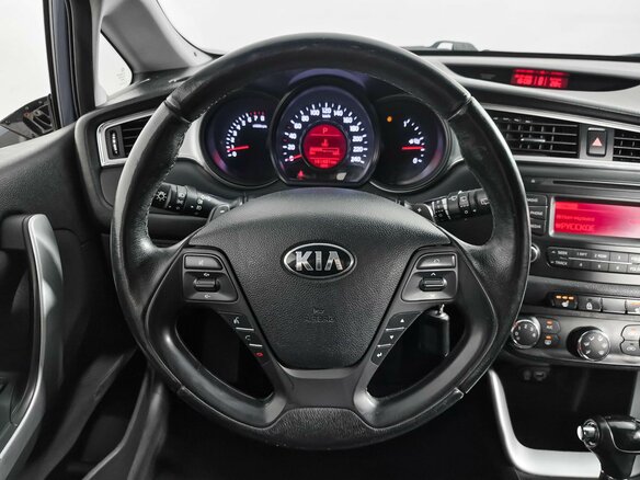 2016 Kia Ceed II Рестайлинг, синий, 1140000 рублей - вид 17
