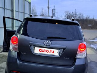 2011 Toyota Verso I, серый, 725000 рублей, вид 5