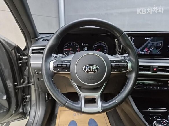 2023 Kia K5 III, серый - вид 5