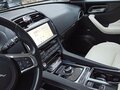 2018 Jaguar F-Pace I, серебристый, 2000000 рублей - вид 7